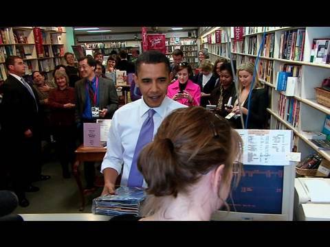 Raw Video: President Obama in Iowa Bookstore