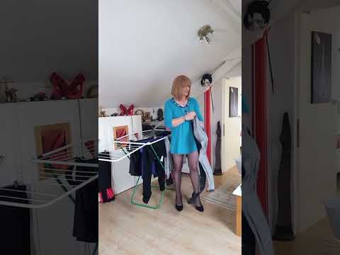 Crossdresser in nylons 