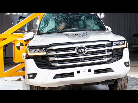 Toyota Land Cruiser (2023) Crash Test