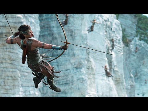 The Beach Battle | Wonder Woman [+Subtitles]