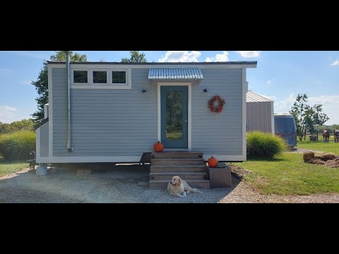 Suzann's Tiny House Video Tour in Pleasant Hill, Missouri