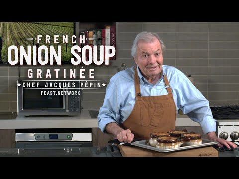 French Onion Soup Gratin&eacute;e