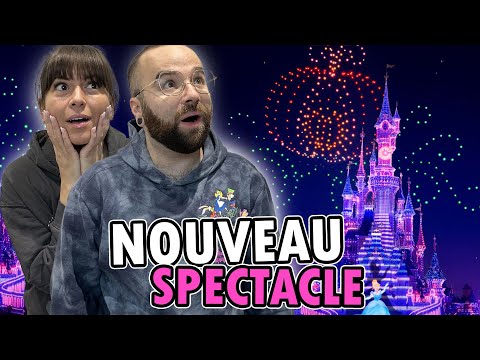 ON D&Eacute;COUVRE LE NOUVEAU SPECTACLE DISNEY ELECTRICAL SKY PARADE (une dinguerie !)