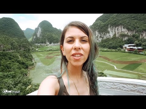 In viaggio nella Cina pi&ugrave; remota - VLOG ( chengdu, panda, leshan, chongqing, guizhou)