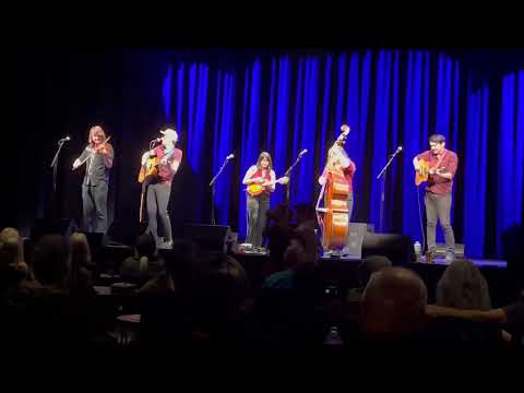 I'm a Believer - AJ Lee &amp;amp; Blue Summit - The Center Grass Valley 10.12.23