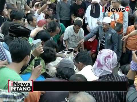 Jenazah Freddy Budiman disambut ratusan orang - iNews Petang 29/07