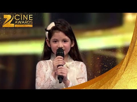 Zee Cine Awards 2016 Best Debut actor female Harshali malhotra &amp; Bhumi Pednkar