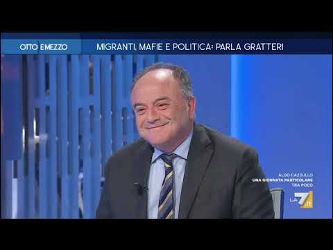 Nicola Gratteri: E' una vita che mangio pane e veleno. La vita nascosta del grande magistrato.