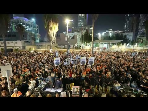 People call for release of all hostages at Tel Aviv rally | AFP