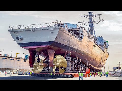 Hypnotic Process of Launching New US Navy Billion $ Ships