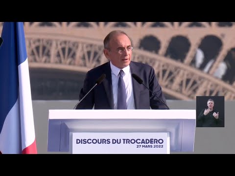 Au Trocad&eacute;ro, Zemmour en appelle &laquo;aux patriotes&raquo; et &agrave; &laquo;la droite&raquo; pour &laquo;d&eacute;jouer tous les pronostics&raquo;