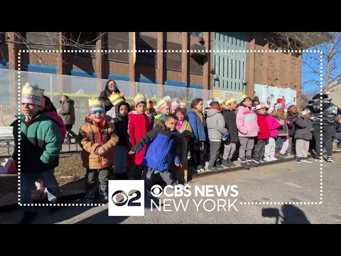 Smiles aplenty at Three Kings Day Parade in Harlem