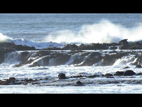 5-year-old girl dies, Coast Guard suspends search for man swept out to sea off Half Moon Bay coast