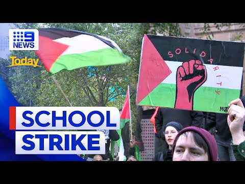 Melbourne high school students strike for Palestine | 9 News Australia