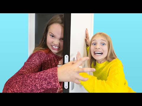 Amelia &amp; Avelina learn that too much TV is not good for you - Halloween and others stories for kids