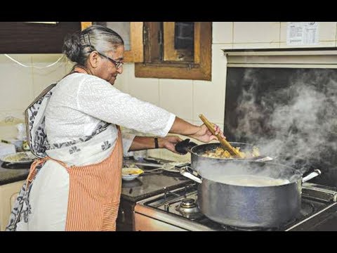 প্রধানমন্ত্রী শেখ হাসিনা ঘুমান কখন দেখুন কিভাবে কাটে ওনার প্রতিদিনের জীবন