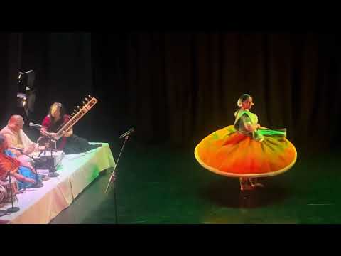 Kathak - Purnima Roy Chowdhury with Guru Nandini Singh Ji and Ustad Babar Latif Khan on Tabla