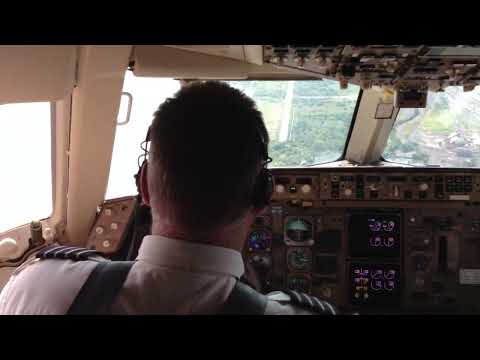 US Airways 767 landing - Philadelphia, PA