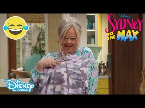 Sydney To The Max | SNEAK PEEK: Grandma's Off To College! | Disney Channel UK