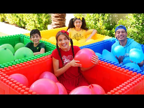 Four Colors Water Balloons Challenge with Jason and Friends