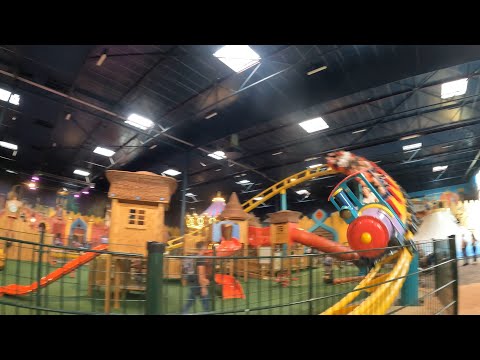 Toos-Express a Fun Little Indoor Mine Train. Toverland  4K