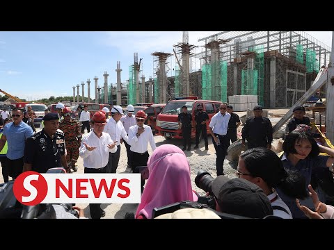 Penang CM visits site of warehouse collapse