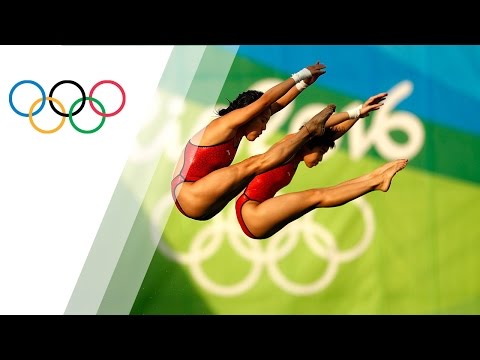 Chinese pair wins Women's Synchronised Diving 10m gold