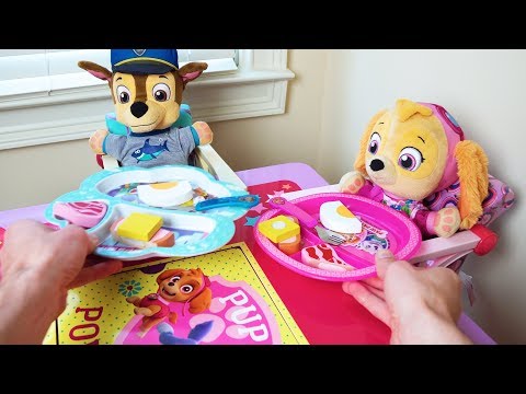 खेल के मैदान में Paw Patrol, Skye और चेस का मजेदार दिन