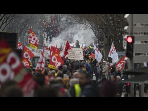 Massive Proteste gegen Rentenreform in Frankreich