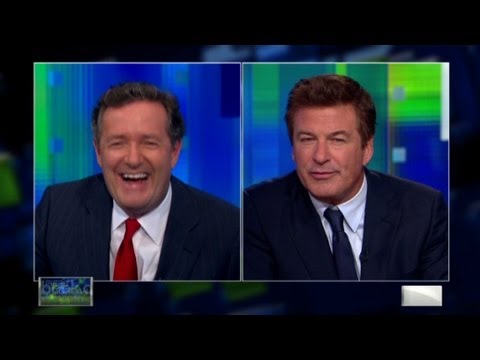 Alec Baldwin turns the tables on Piers Morgan