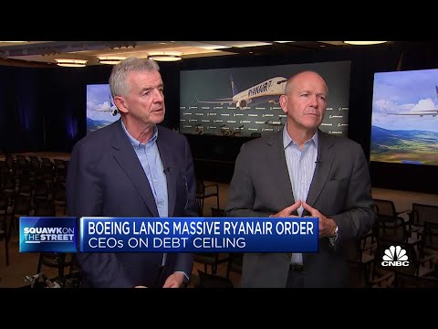 Boeing and Ryanair CEO on massive Ryanair order for Boeing 737-Max-10s