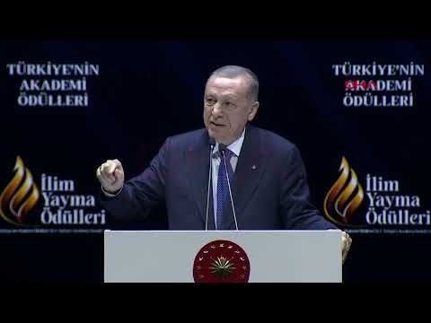 Erdoğan: Artık hem İslam aleminde hem T&uuml;rk d&uuml;nyasında ge&ccedil;mişe g&ouml;re &ccedil;ok daha cesur bir hava vardır