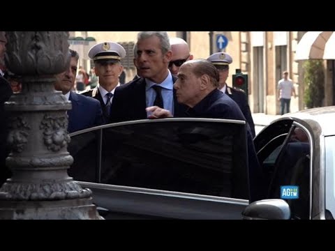 Silvio Berlusconi torna al Senato dopo 9 anni: l&rsquo;arrivo a Palazzo Madama