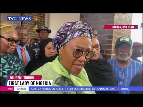 First Lady Oluremi Tinubu Pays Condolence Visit To Akeredolu's Family In Ibadan