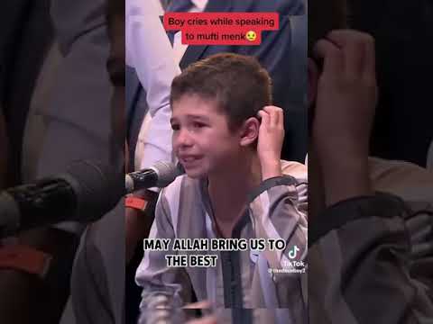 Boy Cries While Speaking To Mufti Menk?&amp;hearts;️?