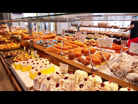 A huge bakery that looks like a resort hotel, made by a baker for the bakery! ASMR