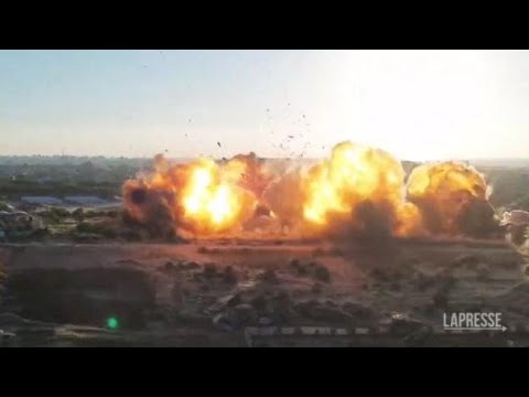 Fatto esplodere impianto di produzione d'armi a Gaza: il video diffuso da Israele