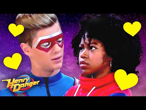 Henry Kisses Charlotte?! 😮 CHENRY Moments | Henry Danger