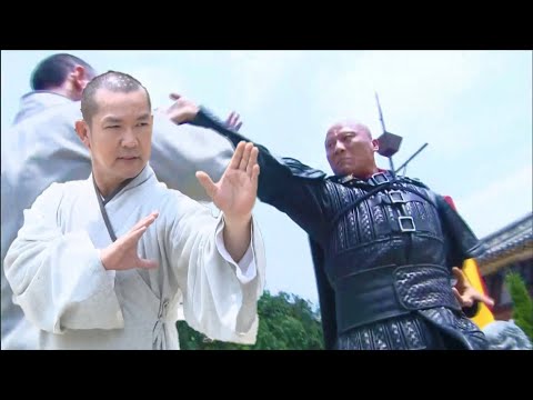 【Full Movie】Bully trains Shaolin KungFu,but gets defeated by the real Shaolin KungFu with one move.