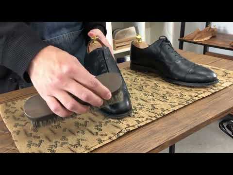 【靴磨き】お客様のチャーチを磨きます【shoeshine】