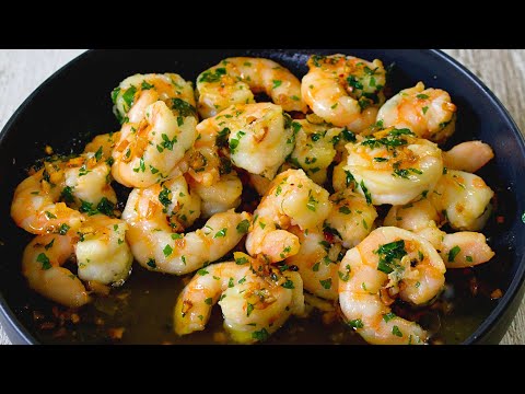 The easiest prawn recipe in the world.‼️ 3 ingredients. Garlic prawns