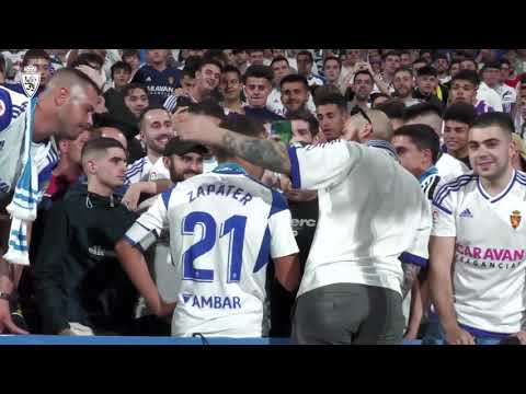 Alberto Zapater despidi&eacute;ndose con la grada gol de pie - Real Zaragoza