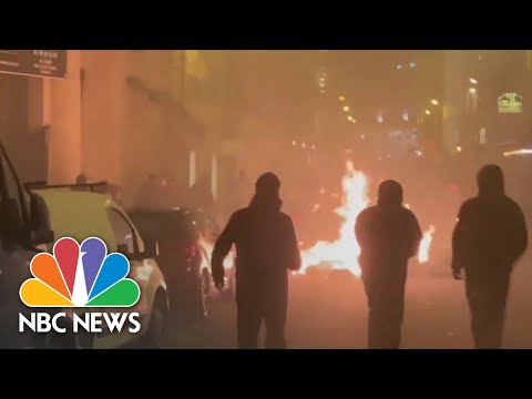 Thousands protest in France over pension overhaul