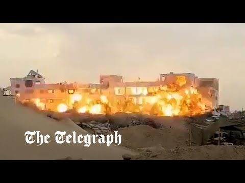 IDF blow up a Hamas government building in Gaza