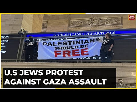 New York's Grand Central Terminal Closed Due To Pro-Palestinian Protest By Jews