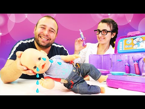 Baby Born ile bebek bakma videosu. Mert doktor kontrol&uuml;nde! Eğitici oyun