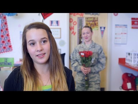 Returning soldier surprises daughter during interview