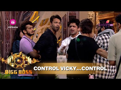 हाथ मत पकड़ - Abhishek पर भड़का Vicky | Bigg Boss 17