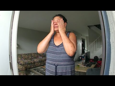 Mom Calls Police On Her 23-Year-Old Abusive Son, Then He Runs Away