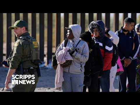 Arizona's Lukeville border crossing closes due to influx of migrant crossings